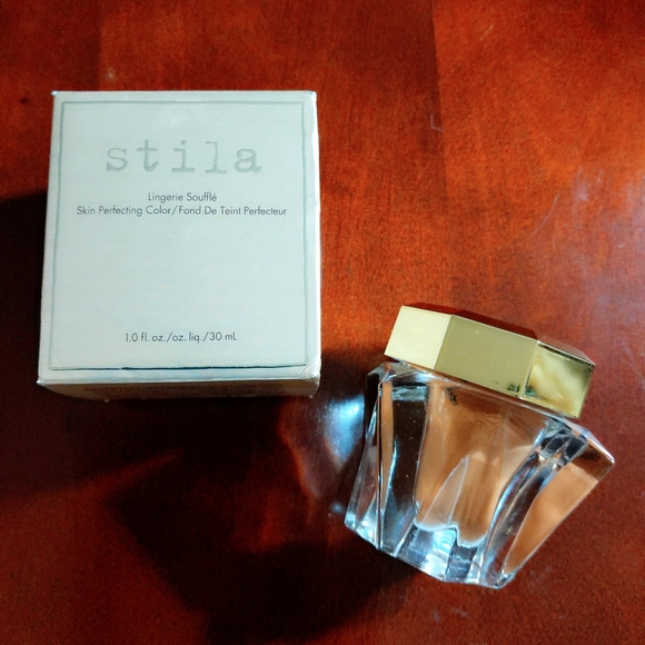 Nib Stila Lingerie Souffle Shade 6.0 Skin Blur Perfector - Picture 5 of 5